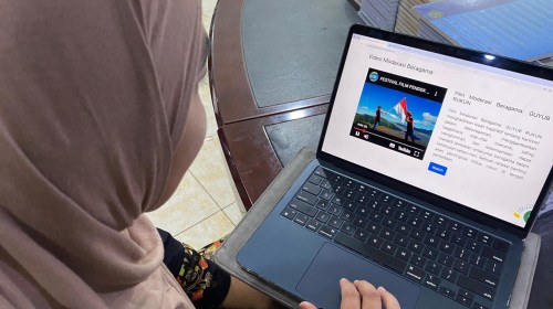 Keren! Kini di E-Perpus BLA Jakarta Bisa Baca Buku Sambil Nonton Film